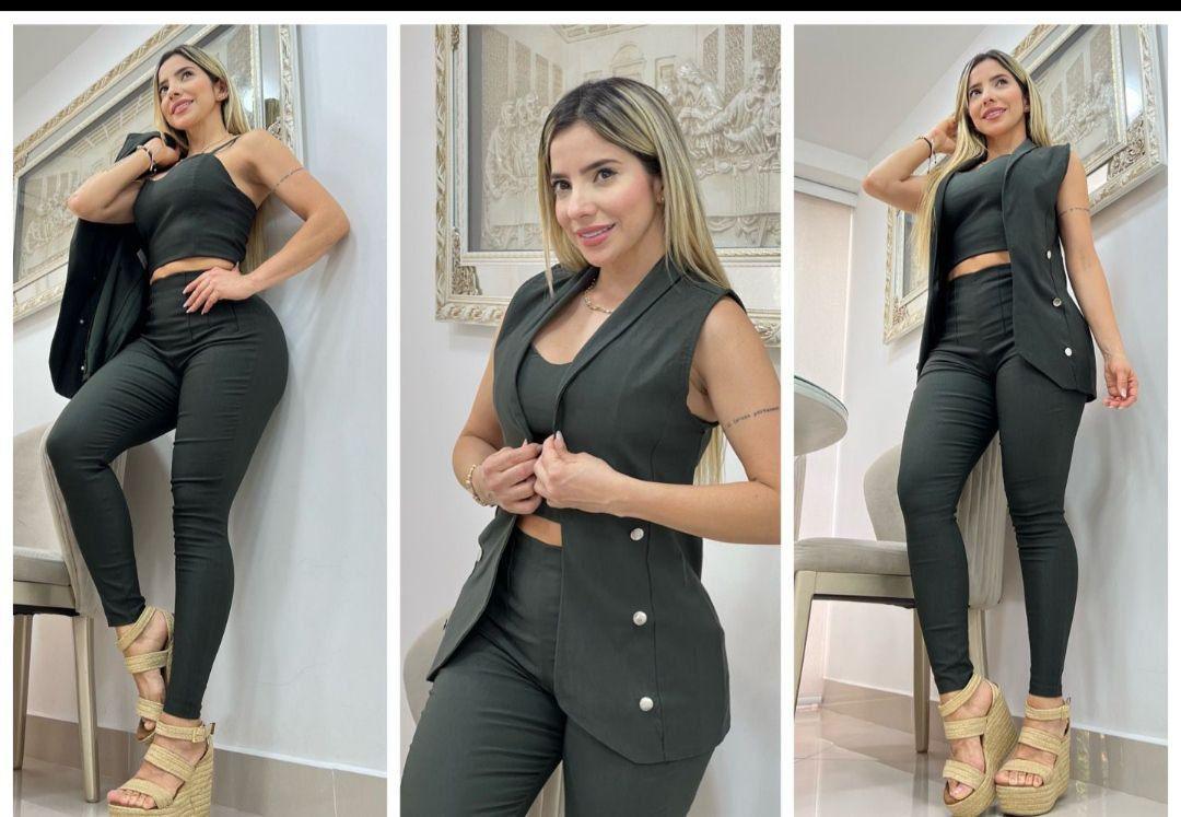 Conjunto Paris Chic 2025: Pantalón, Blusa y Chaleco – Estilo y Elegancia Atemporales 💎✨ - LA MISS ELEGANCE - Moda - chic, Con Chaleco, conjunto, Conjunto Dama, Conjunto Pantalón, Guapa, miss elegance 2025, new, novidad, Pantalon y chaleco