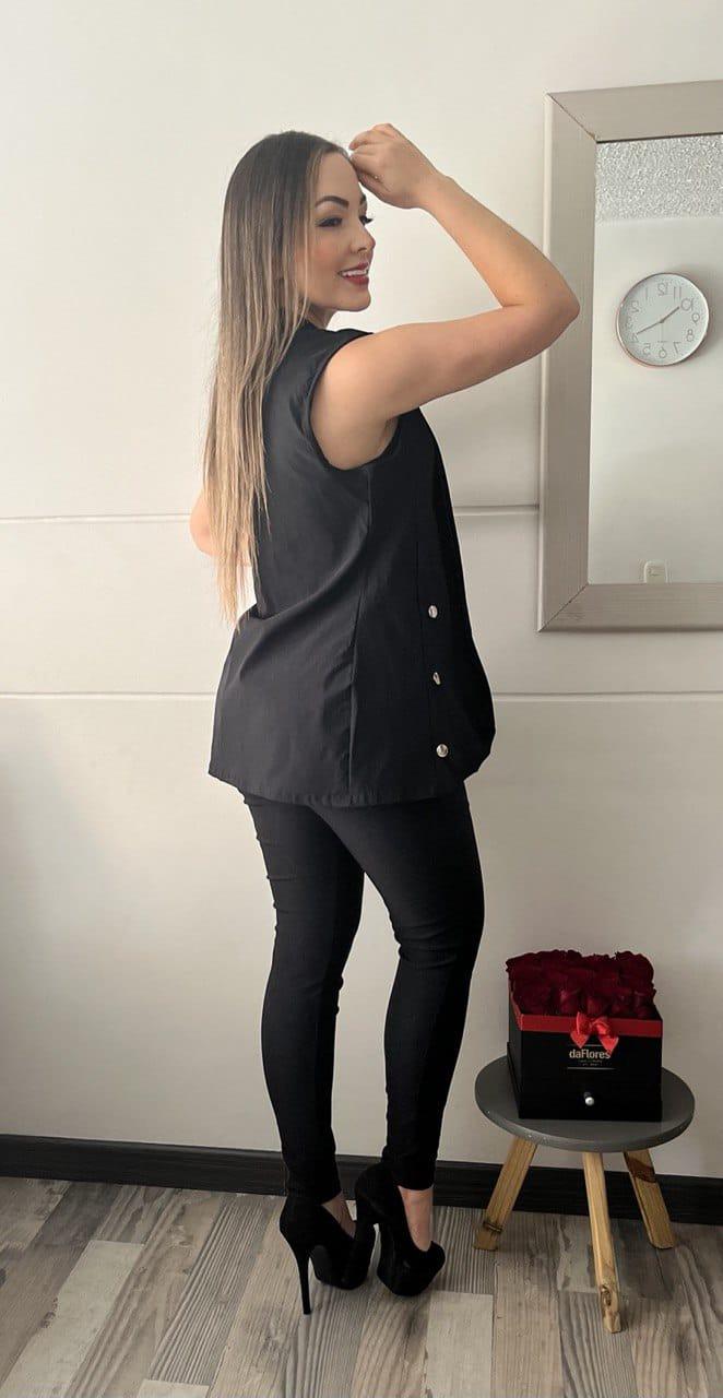 Conjunto Paris Chic 2025: Pantalón, Blusa y Chaleco – Estilo y Elegancia Atemporales 💎✨ - LA MISS ELEGANCE - Moda - chic, Con Chaleco, conjunto, Conjunto Dama, Conjunto Pantalón, Guapa, miss elegance 2025, new, novidad, Pantalon y chaleco
