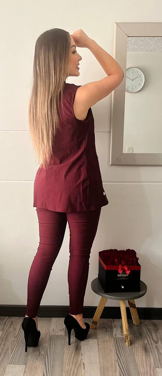 Conjunto Paris Chic 2025: Pantalón, Blusa y Chaleco – Estilo y Elegancia Atemporales 💎✨ - LA MISS ELEGANCE - Moda - chic, Con Chaleco, conjunto, Conjunto Dama, Conjunto Pantalón, Guapa, miss elegance 2025, new, novidad, Pantalon y chaleco
