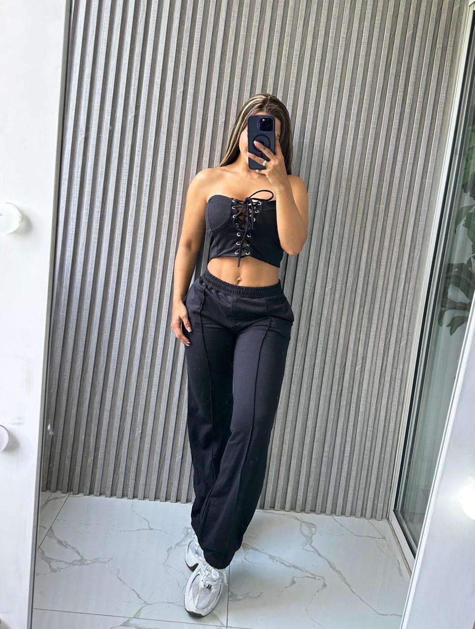 Conjunto Blusa Corset: Tu Aliado para un Look Sofisticado y Audaz 💎✨ - LA MISS ELEGANCE - Moda - Casual, conjunto, Conjunto Blusa Corsett, Conjunto Dama, Conjunto de pantalon y cropped, Conjunto Pantalón, Cropped, Guapa