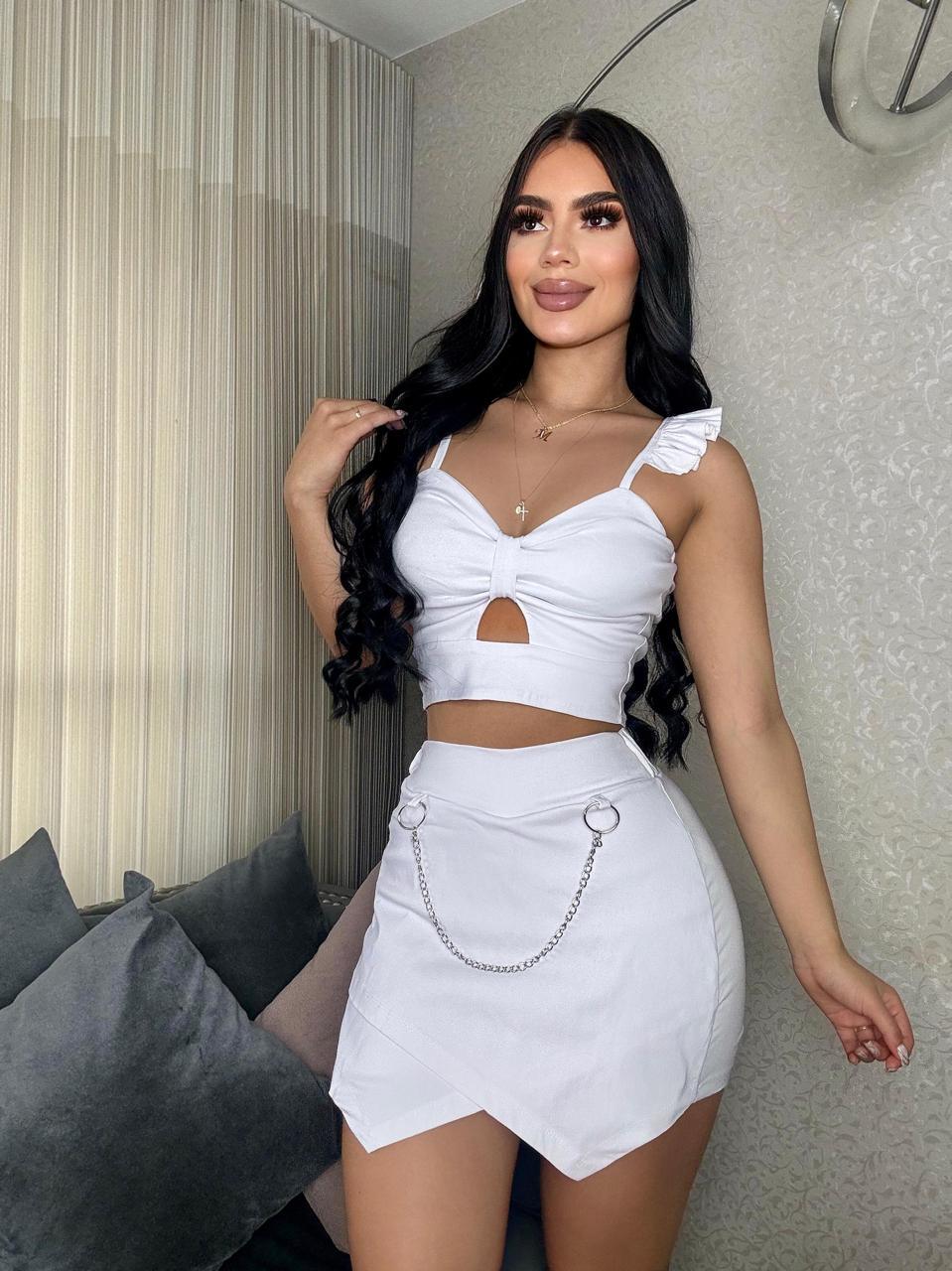 Conjunto Estilo Único: Blusa, Falda y Cadena en Una Sola Pieza Versátil 🌟 - LA MISS ELEGANCE - Moda - conjunto, Conjunto Dama, Conjunto falda blusa, Guapa, Top e Shot