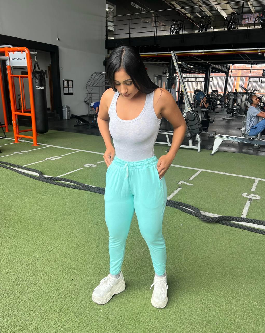 Jogger Deportivo VIREX para Mujer: Comodidad, Estilo y Rendimiento en Cada Paso - LA MISS ELEGANCE - Ropa Deportiva - Casual, conjunto, Conjunto con Buso Manga Larga, Conjunto con Legging, Conjunto Dama, Conjunto de pantalon y cropped, Conjunto Deportivo, deportiva, Guapa
