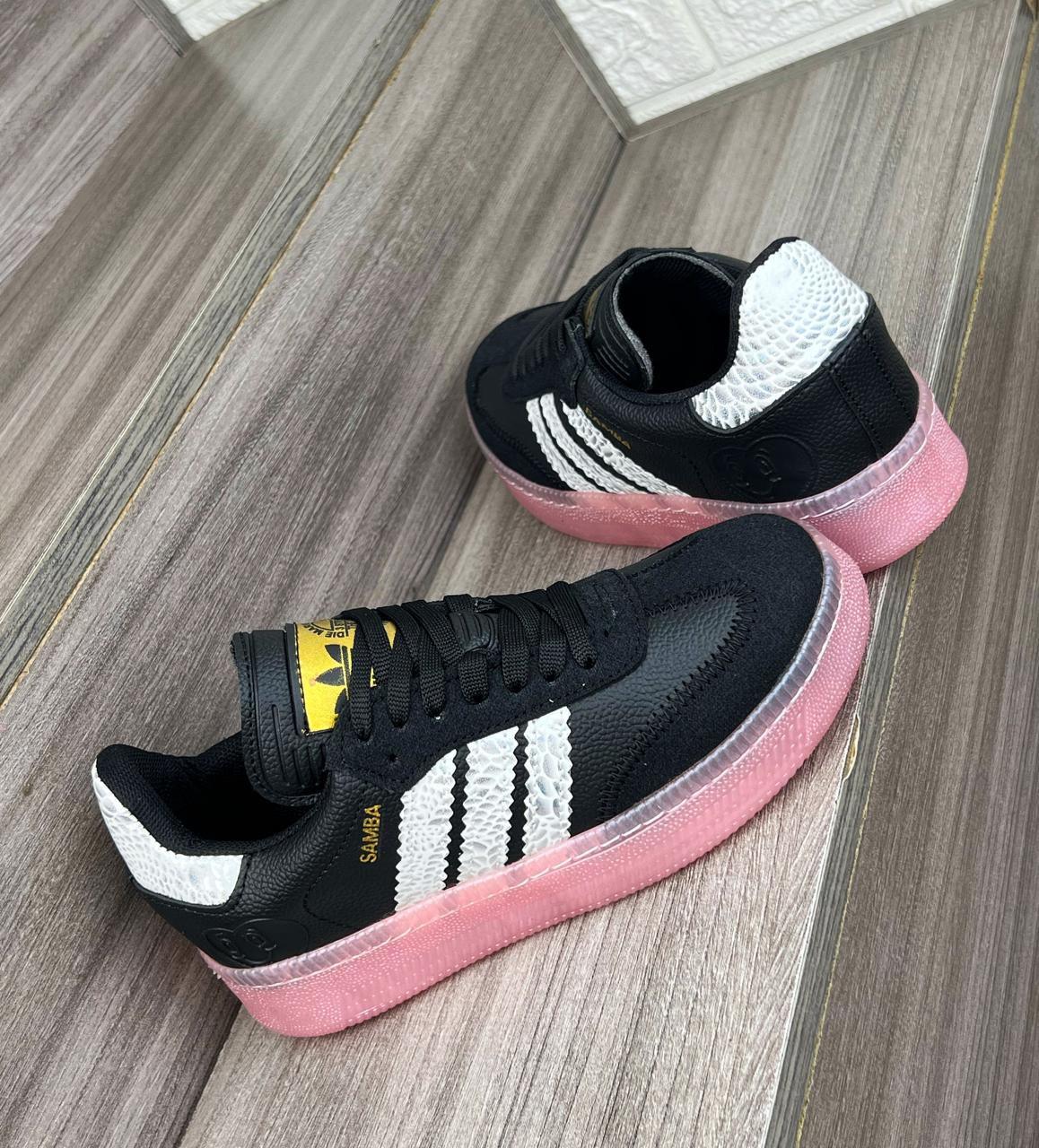 Tênis Adidas Sambae Dama Love – Elegância, Conforto e Altura Premium 🔥 - LA MISS ELEGANCE - Calzado - calzado, Tenis casuales femeninos, Tenis de moda, Tenis plataforma