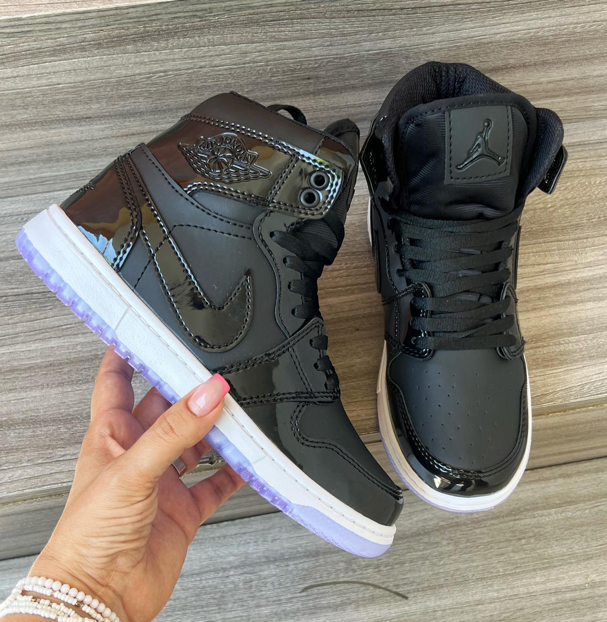 Jordan RETRO CRISTAL MID – ¡Estilo Atemporal con Calidad Premium! 🔥 - LA MISS ELEGANCE - Calzado - calzado, JORDAN, Tenis casuales femeninos, Tenis de moda