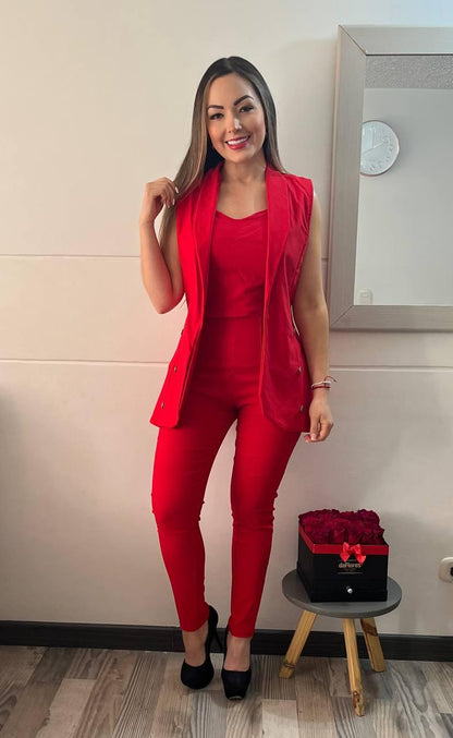Conjunto Paris Chic 2025: Pantalón, Blusa y Chaleco – Estilo y Elegancia Atemporales 💎✨ - LA MISS ELEGANCE - Moda - chic, Con Chaleco, conjunto, Conjunto Dama, Conjunto Pantalón, Guapa, miss elegance 2025, new, novidad, Pantalon y chaleco
