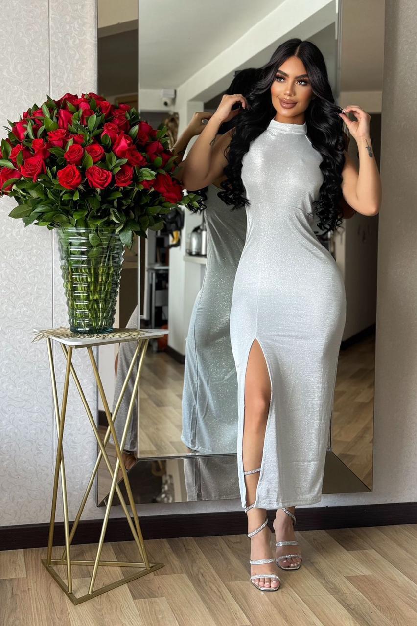 Vestido Largo con Fenda y Cuello Alto – La Elegancia que Define tu Silueta 👗💎 - LA MISS ELEGANCE - Moda - vestido, Vestido Dama, Vestido Falda Larga con Fenda