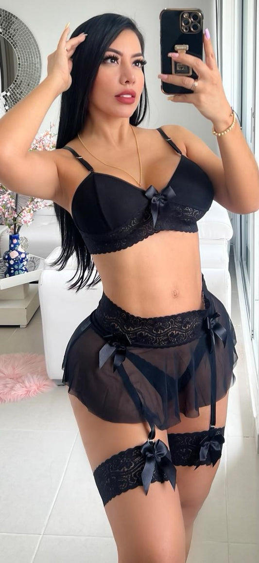 Conjunto de Lencería de Encaje con Ligueros – ¡Desata Tu Lado Más Sensual! 🌹✨ - LA MISS ELEGANCE - Lenceria - chic, conjunto lenceria, hot girl, lenceria de encaje, lencería, renda, sexy