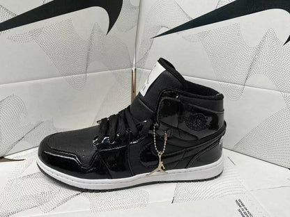 Jordan RETRO CRISTAL MID – ¡Estilo Atemporal con Calidad Premium! 🔥 - LA MISS ELEGANCE - Calzado - calzado, JORDAN, Tenis casuales femeninos, Tenis de moda