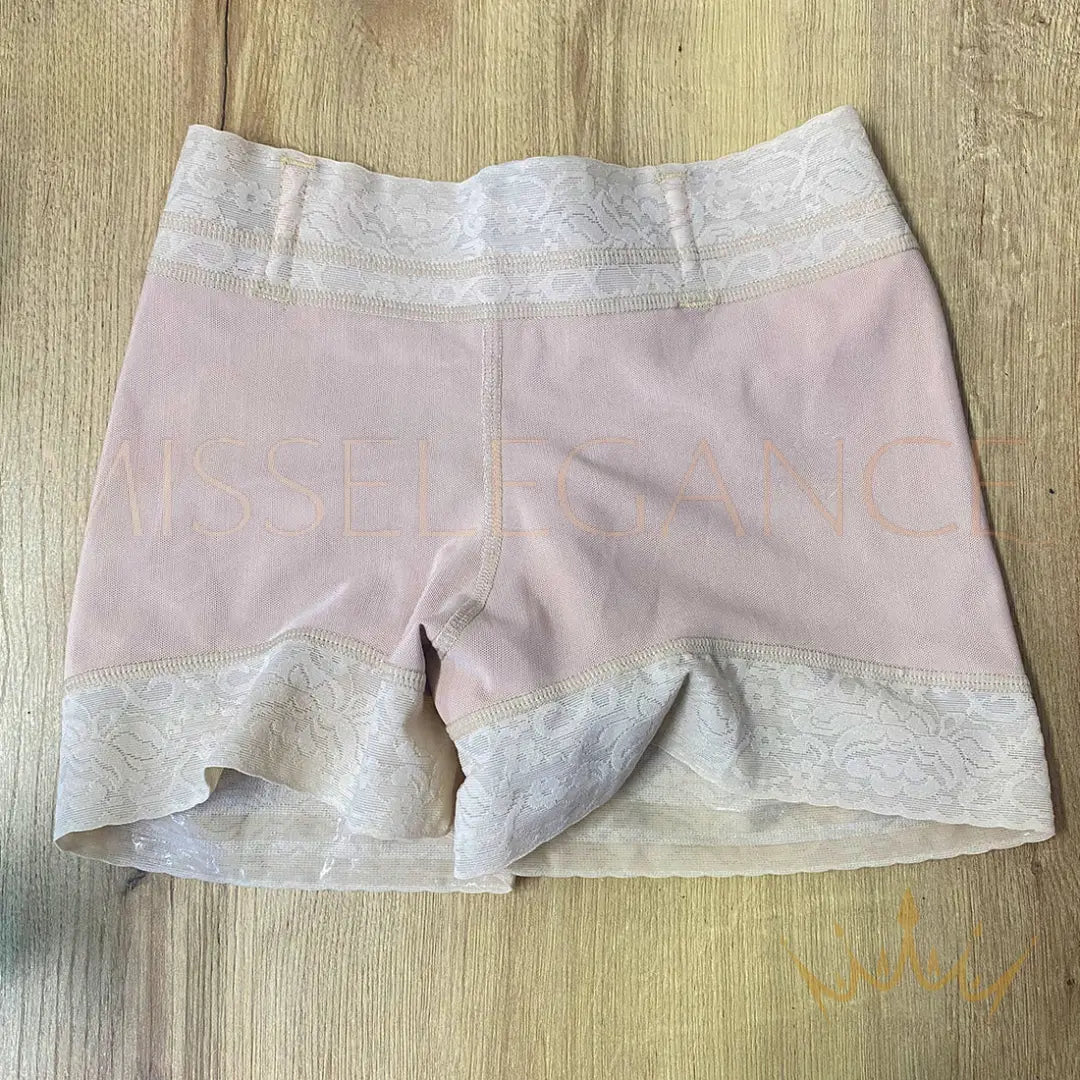 Panty Levanta Cola y Lleva gratis Un Gel Reductor 3 en 1
