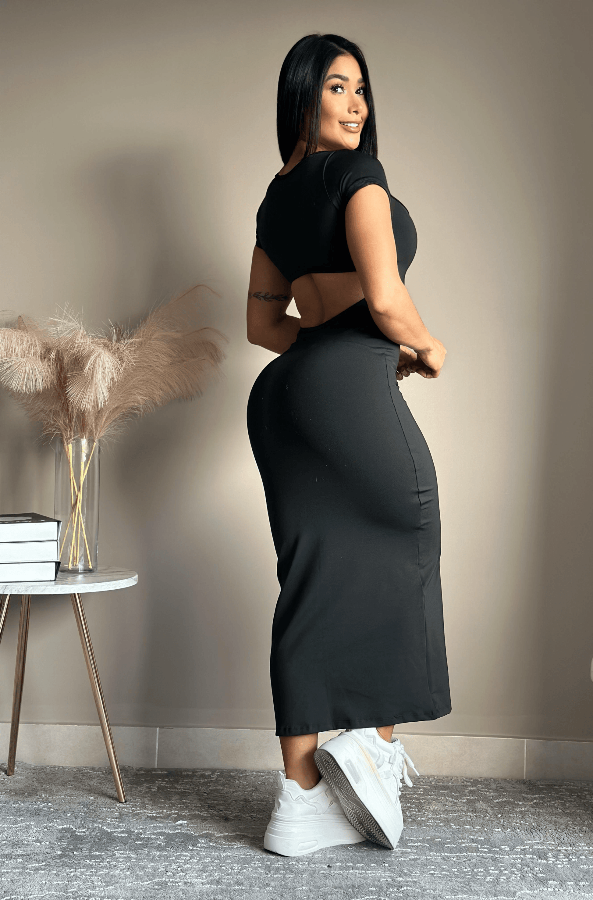 Vestido Largo Tubinho con Espalda Descubierta – Seducción y Elegancia en Cada Paso 🖤✨ - LA MISS ELEGANCE - Ropa Deportiva - Guapa, vestido, Vestido Dama, Vestido Falda Larga